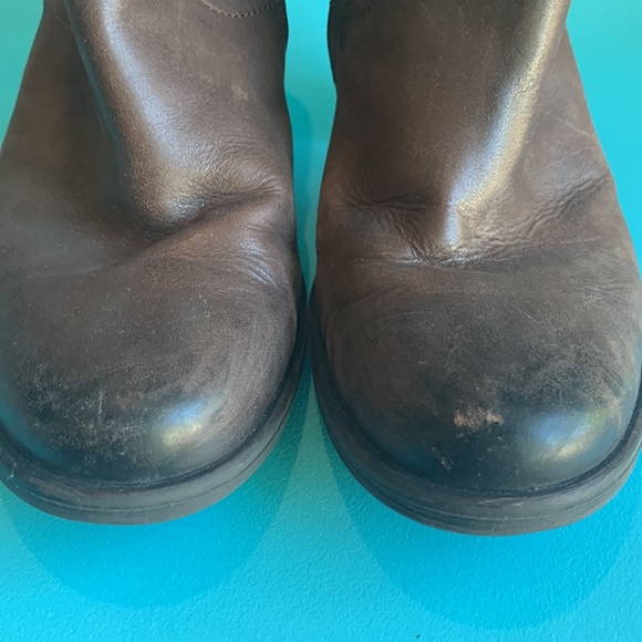 Clark’s Ankle Leather Boots - Picture 3 of 9